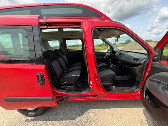 Fiat DOBLO PANORAMA 1.4i 70kw, KLIMATIZACE, NOVÁ STK, 5 MÍST - 13