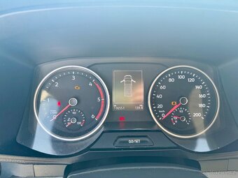 VW Crafter skříň 2.0 TDI 6MT 2020/116t km/LED/Vyhř. sklo/CZ - 13