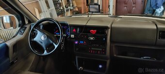 Volkswagen Caravelle T4   2.5 TDI 75 kw - 13