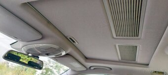 Mercedes-Benz W211 - 13