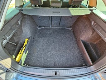 Škoda Octavia 4 combi 2.0 TDI 85000 km - 13