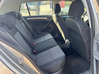 Volkswagen Golf 1,2 TSi Serviska, Tempomat, AC - 13