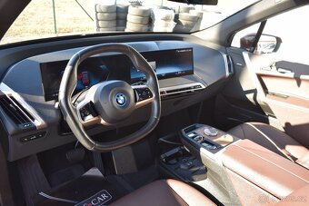 ►►BMW iX 0.0 xDrive40 FULL VÝBAVA ZÁRUKA◄◄ - 13