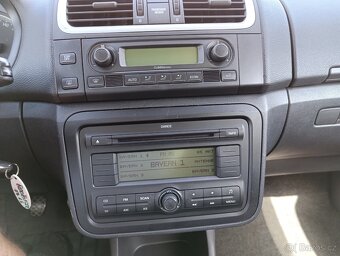 Škoda Roomster, 1.6i 77 kW - 13