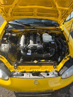 Mazda Mx-5 1.6i 81kw edice California - 13
