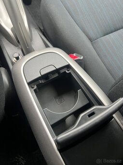 Toyota Auris TRO 1.6 VVT-i AUTOMAT - 13