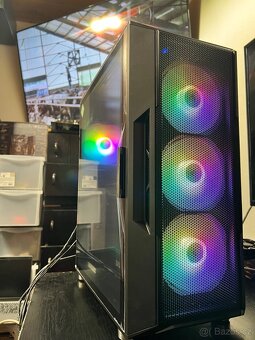 Herní ryzen 5 16GB DDR4, m.2 SSD,HDD, RX 470 4GB Win 11 - 13