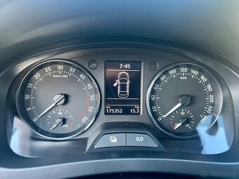 Škoda Rapid 1,6 TDi 77kW Elegance - 13