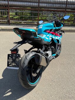 CFMOTO 450SR Champion Edition, Limitovaná edice 451 kusů - 13