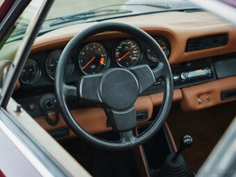 Porsche 911 3.0 SC - 13