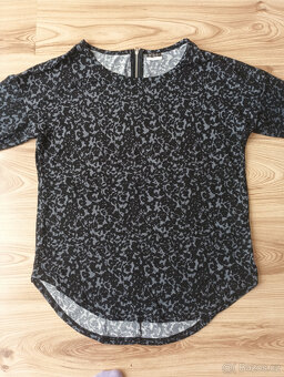 Dámské legíny,sukně,halenky - 13