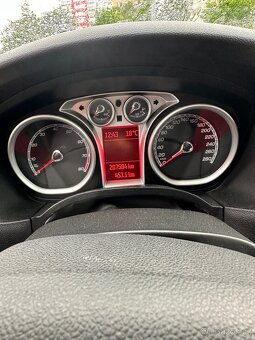 Ford Focus ST 225 - 13