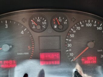 Audi a6 c5 4b - 13