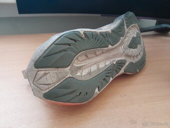 PC:3419KČ ASICS NOVABLAST4 44 EU 28CM V ZÁRUCE K PRODEJI - 13