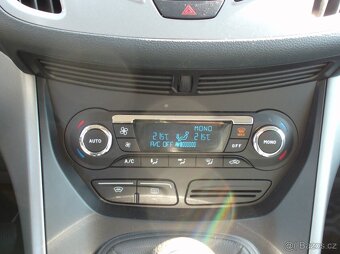 Ford C-MAX 1,6 16V PDC,vyhřív.sklo+sedad.,NAVI,92KW - 13