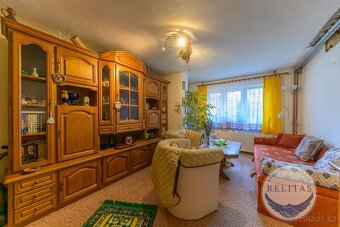 Prodej dvougeneračního rodinného domu 170 m², pozemky 864 m² - 13