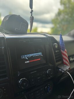 FORD F150 XLT 3.5L V6 / 390 koní / 2016 - 13