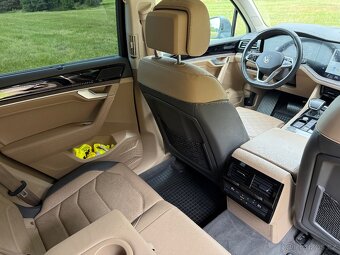VW Touareg 3.0 TDI V6 210 kW výbava Atmosphere | Záruka - 13