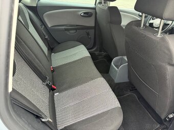 SEAT LEON 1,4 16V 63kW rok 2008 - Nové STK - Pěkný Stav - 13