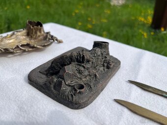 Mosadzný kalamár s poľovníckou tematikou - romantizmus - 13