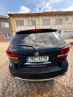 Fiat Freemont,125 kw  JTD,4 x 4 ,7 míst, r.v.2015, 140219 km - 13