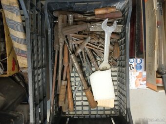 Staré německé nářadí, dílna závitníky veškeré ruční. - 13