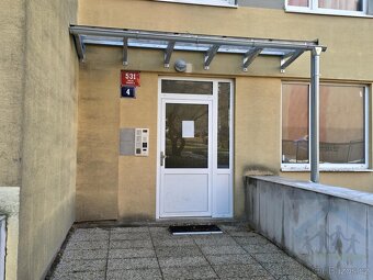 Prodej bytu 3+1, 68m2, s balkonem v Praze 8 - Troja - 13