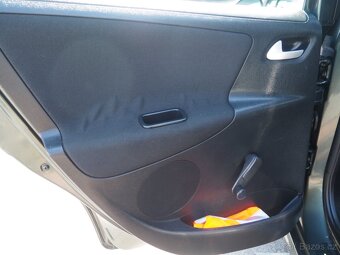 2009 Peugeot 207 SW 1.4i, 70kW, AC - 13