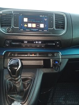 Peugeot Expert Traveller, 2.0 BHDi, r.v.2021, zár.-8.3.2026 - 13