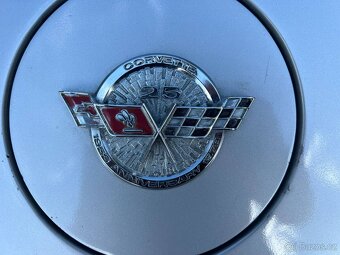 Chevrolet Corvette C3, 5.7 V8, 220 koní, manuál, kabriolet - 13