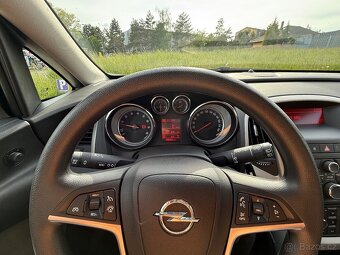 OPEL ASTRA 1.4 T 88KW  R.2014 5DV - 13