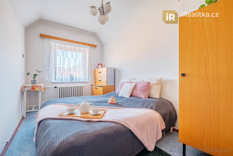 Rodinný dům 7+1, bazén, sklep, pergola, Bernartice - Trutnov - 13