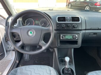 Škoda Roomster 1.4 16v Style - 13