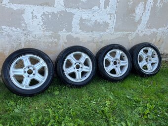 Hyundai alu kola R16 + zimní pneu 205/55 R16 - 13