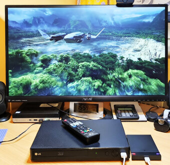 Blu-ray, DVD přehrávač LG BP450 3D - Super stav - 13