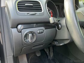 Volkswagen Golf 1.4TSi 90kw klima Rozvody - 13