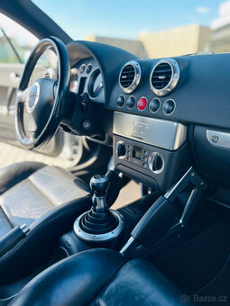Audi TT 8n - 13