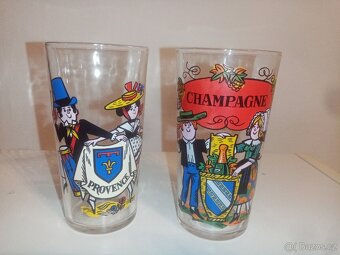 RUZNE SALKY SKLENICE - 13