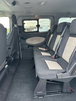 Custom Tourneo 12/2016 L2 Titanium 8míst 170k ČR 1.maj - 13
