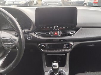 Hyundai i30.Comfort,1.6CRDI.85kw.R.V.1/2022.Km 80 200 - 13