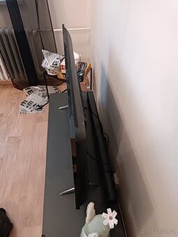 GoGEN TVU43W652STWEB + soundbar HiSense - 13