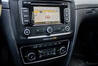 Škoda Superb Combi 2.0 TDI CR Elegance DSG - 13