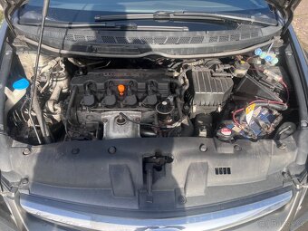 Honda Civic 1.8i-vtec - 13