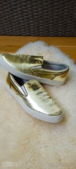 Pohodlné botky slip on zn.Armani Jeans,v.39 - 13