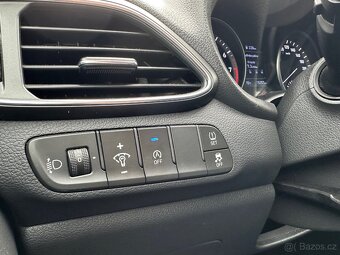Hyundai i30 1.5i 81 KW - CZ - - 13