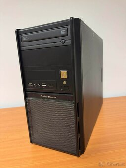 Prodej stolních počítačů - 13