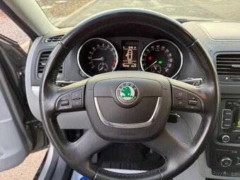 ►► ŠKODA YETI 2,0 TDI 4x4 -103 kW, PARK. SENZORY, NAVI ◄◄ - 13