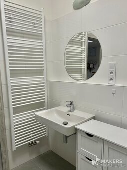 Pronájem bytu 1+kk 42 m² Nad Kolčavkou, Praha - Libeň - 13