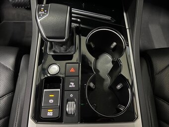 Volkswagen Touareg 3.0 TDI 210KW 4M ELEGANCE,VZDUCH,IQ.LIGHT - 13
