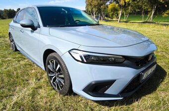 Honda Civic 2.0 Hybrid/139kw/spotřeba 3,2 - 5L - 13